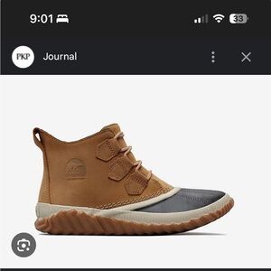 Sorel Women's Out n About Tan and Gray Boots
